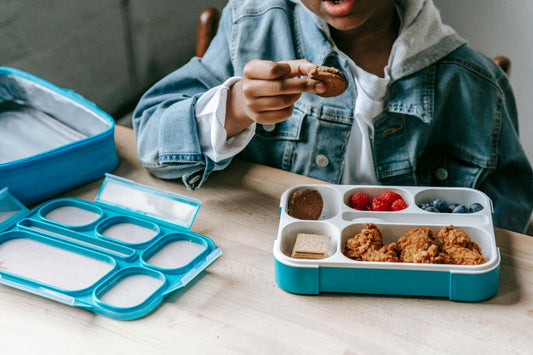 Nooit meer vieze broodtrommels – 7 tips om lunchbox & drinkfles schoon te houden
