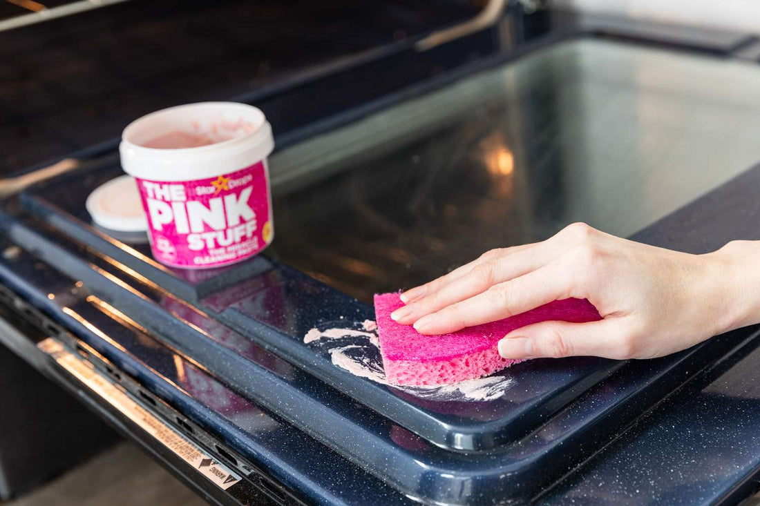 The Pink Stuff: het schoonmaakwonder van TikTok dat elke mama wil in huis - ViralCleaning